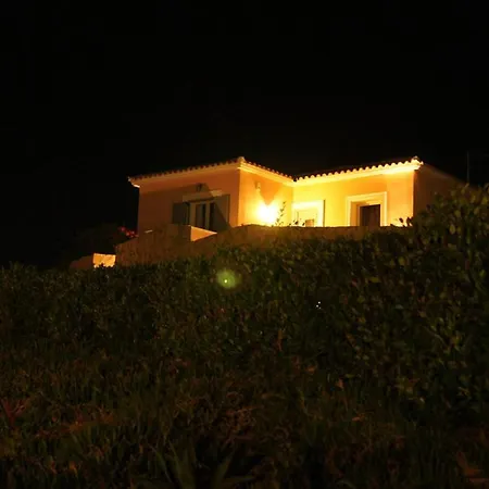Hotel The Seasons Mousata