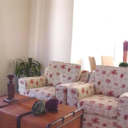 The Seasons Hotel 3*